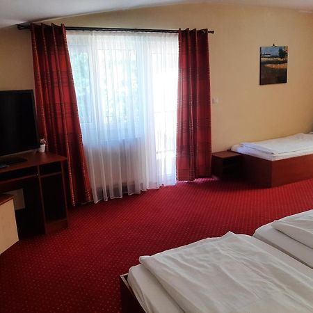 Pensiune Safrane Băile Herculane Exteriör bild
